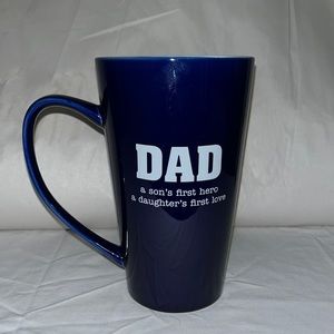 10  Strawberry Street 28oz Coffee mug